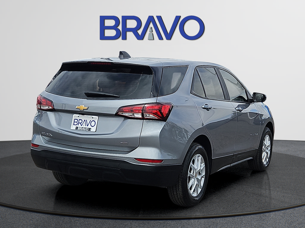 Used 2024 Chevrolet Equinox LS AWD/4WD image 4