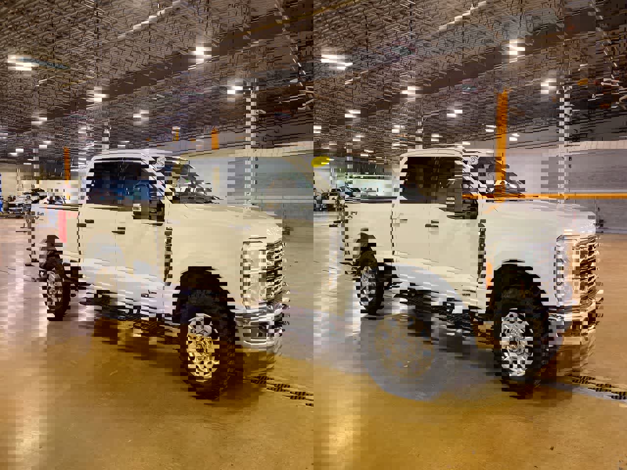 Used 2024 Ford F250 XLT w/ FX4 Off-Road Package image 8