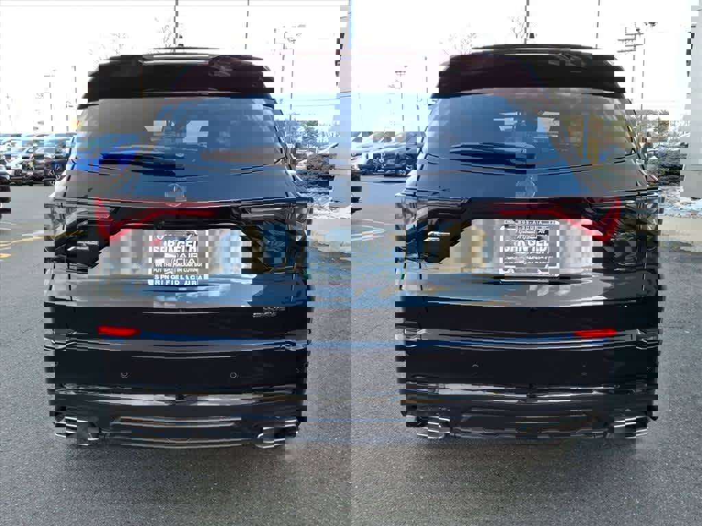 Used 2023 Acura MDX A-Spec image 5