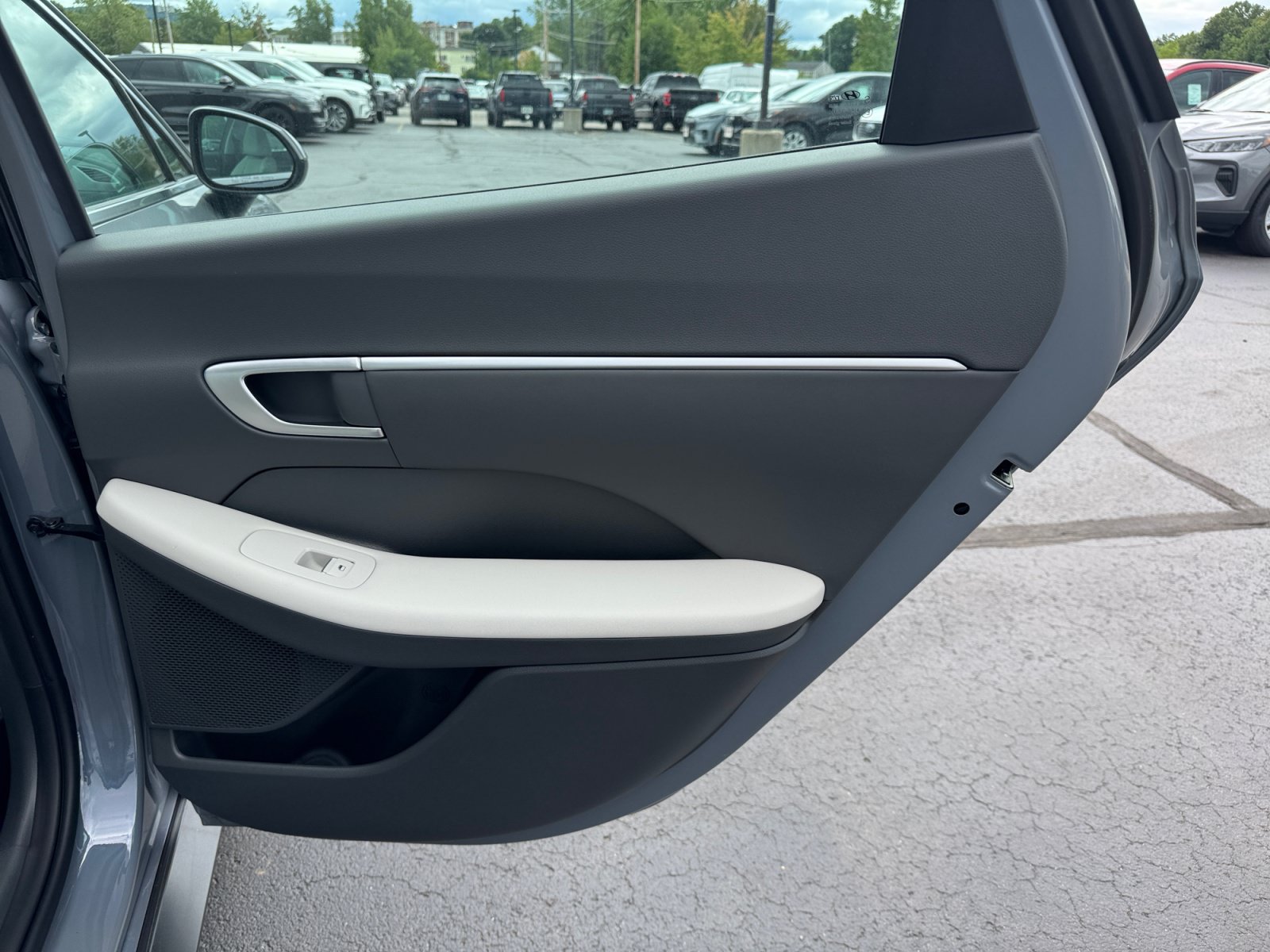 New 2026 Hyundai Sonata Blue FWD image 25
