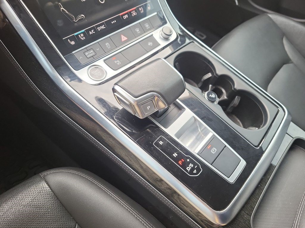 Used 2023 Audi Q7 3.0T Premium Plus AWD/4WD image 22
