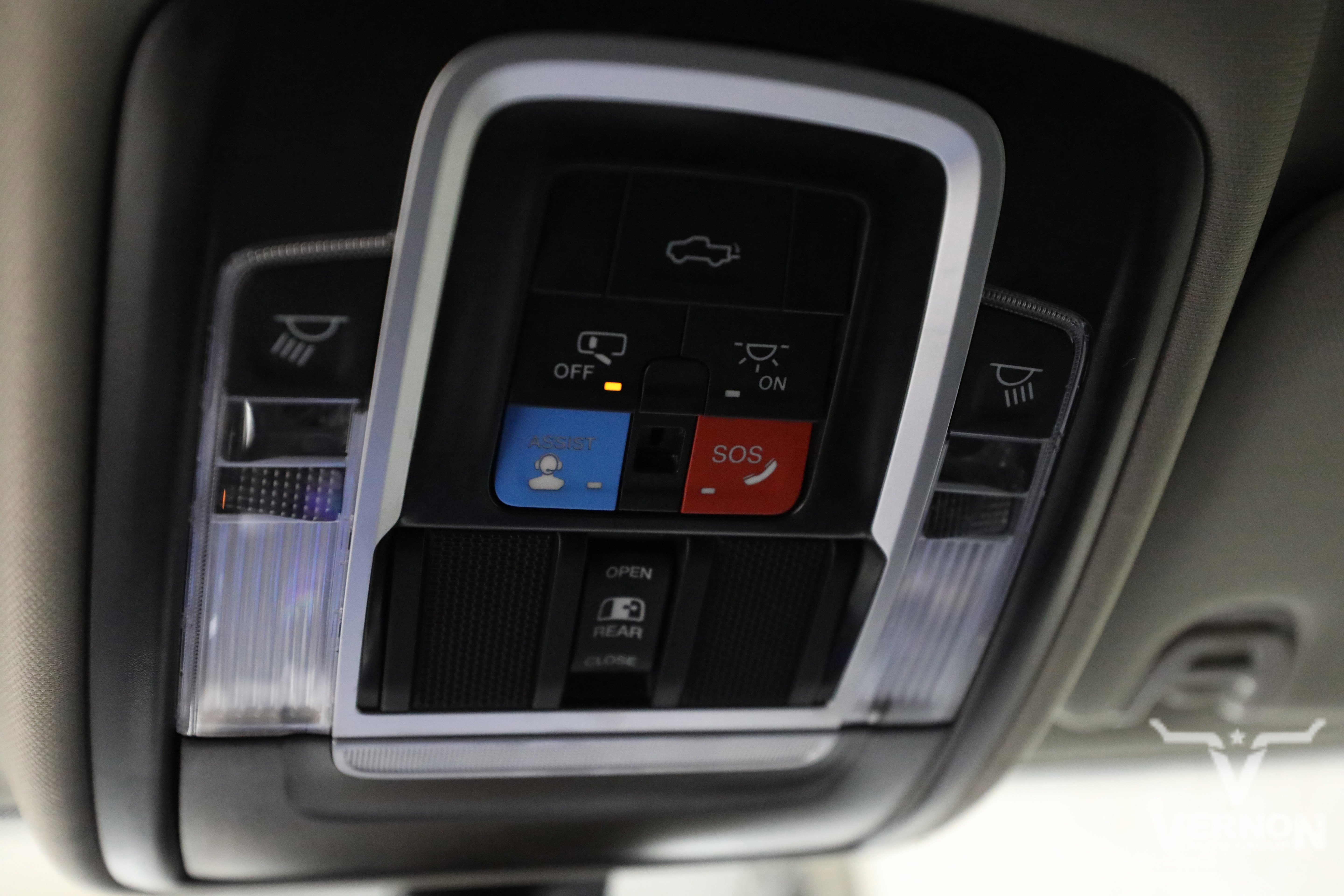 Used 2024 RAM 3500 Laramie AWD/4WD image 27