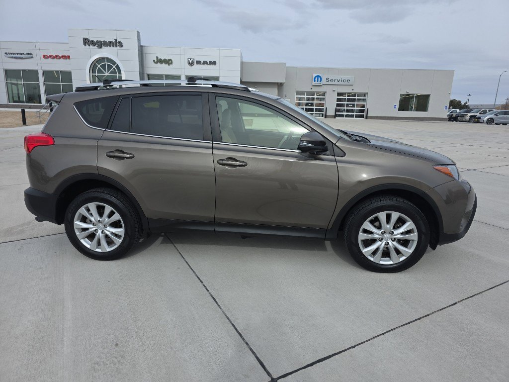 Used 2015 Toyota RAV4 Limited image 4