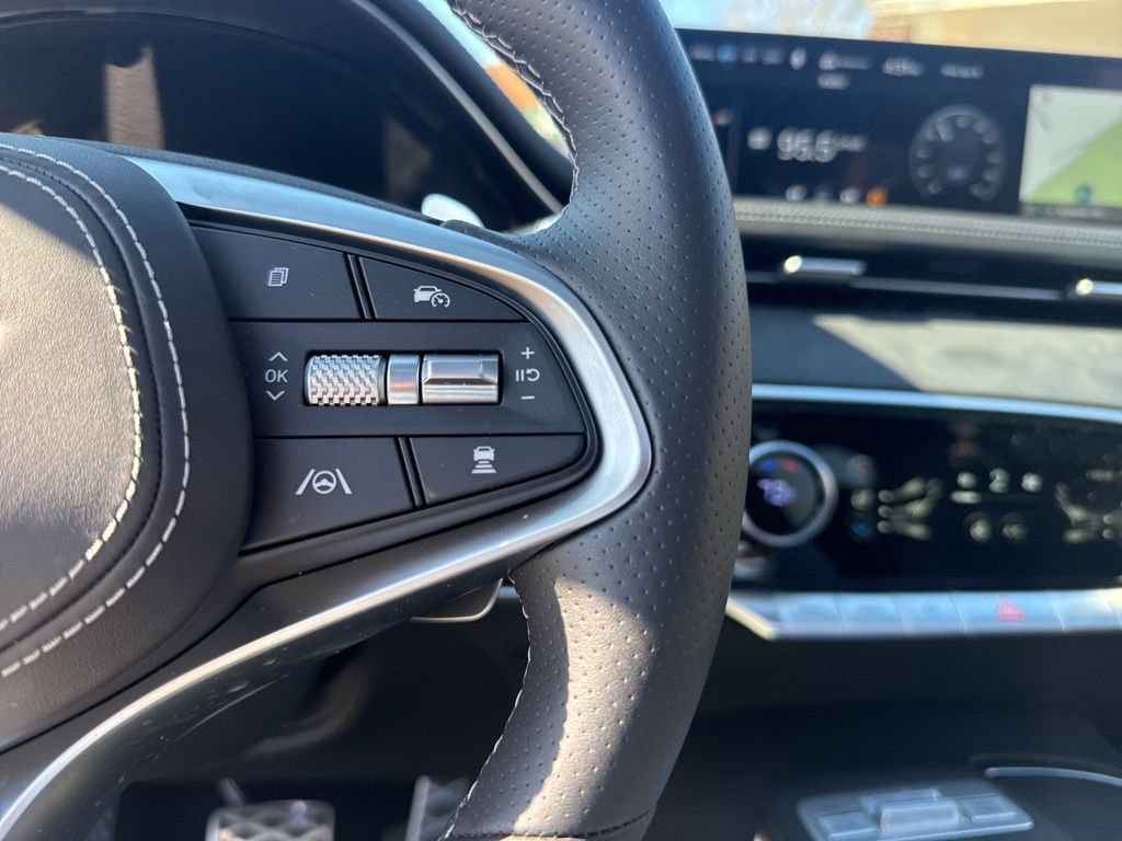 Certified 2024 Genesis GV70 3.5T Sport w/ Sport Advanced Package image 17