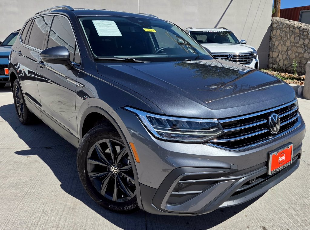Used 2024 Volkswagen Tiguan SE