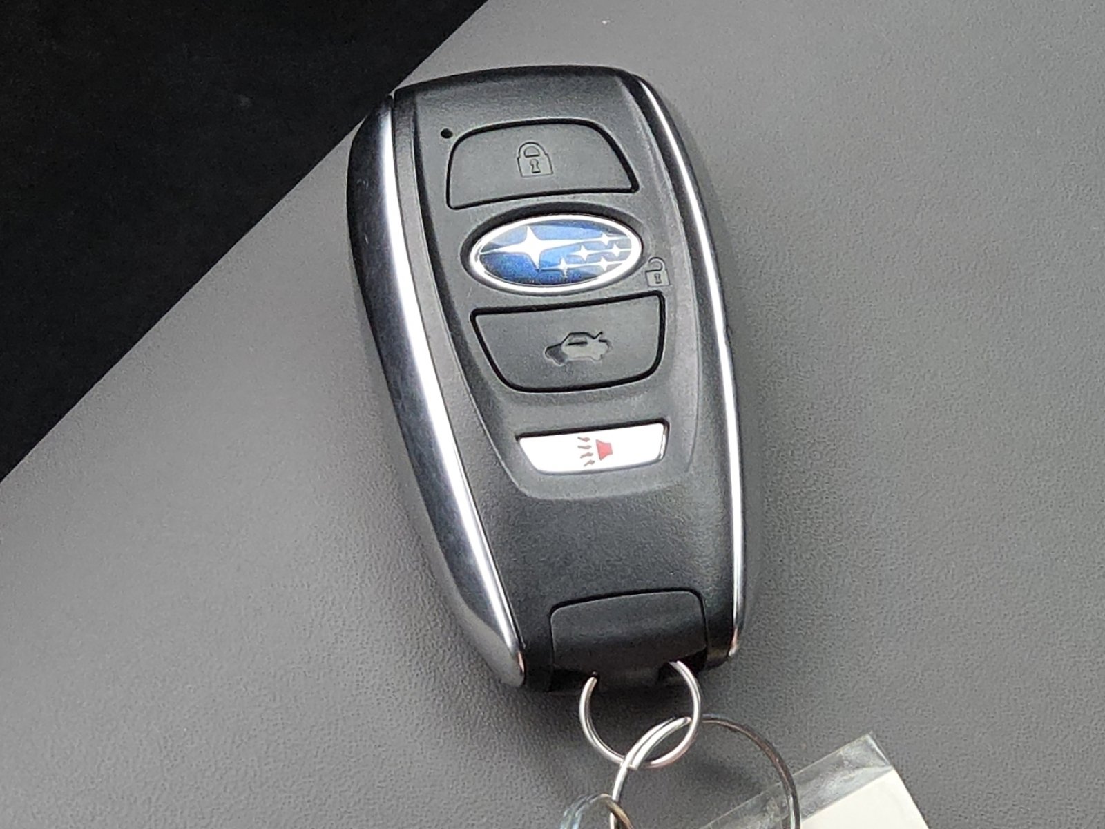 Used 2025 Subaru Outback Onyx Edition image 36