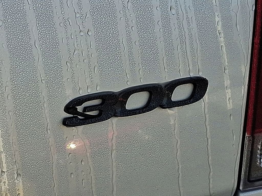 Used 2023 Chrysler 300 Touring L w/ Popular Equipment Group image 30