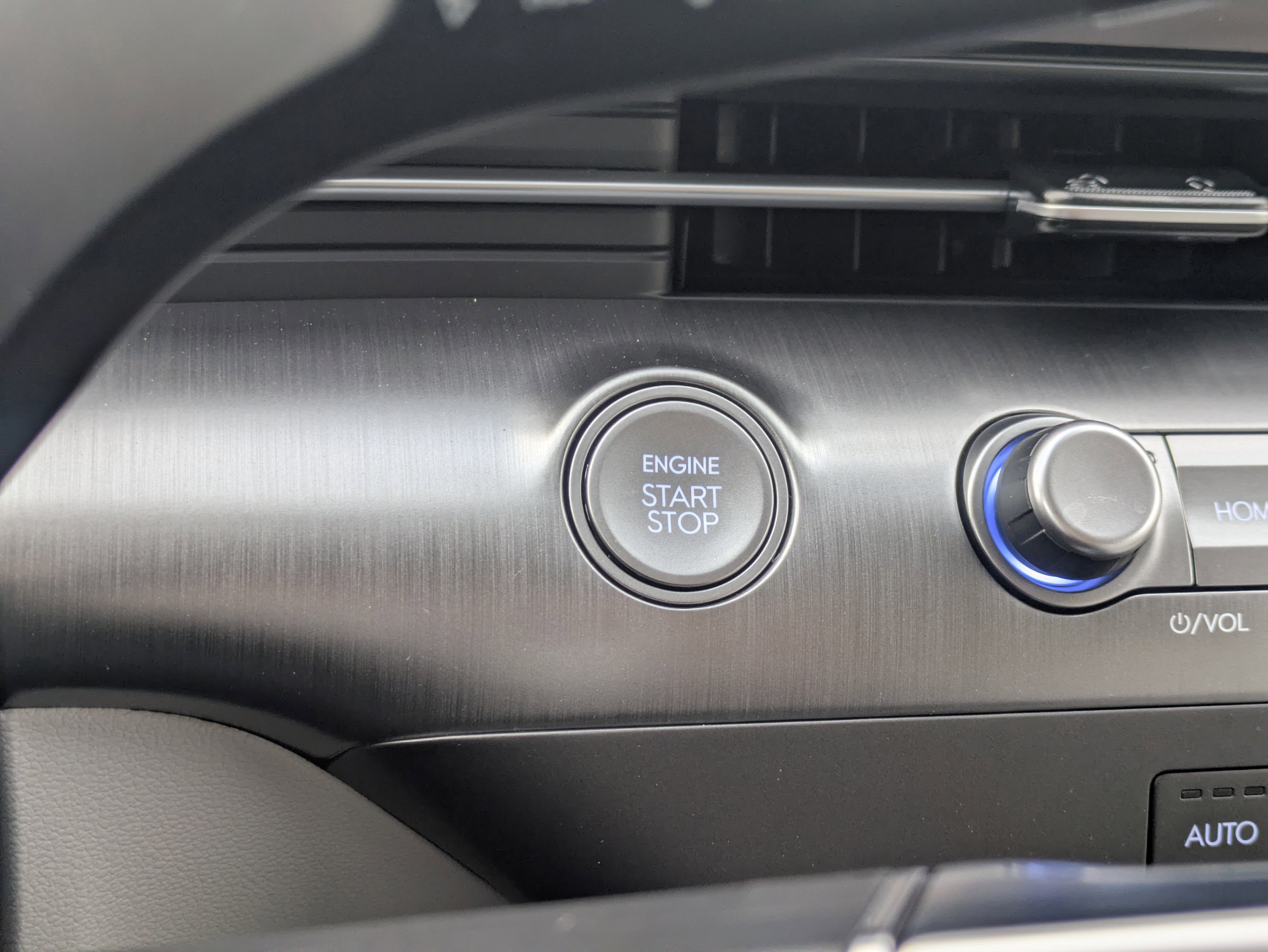 New 2026 Hyundai Kona SEL Premium image 36