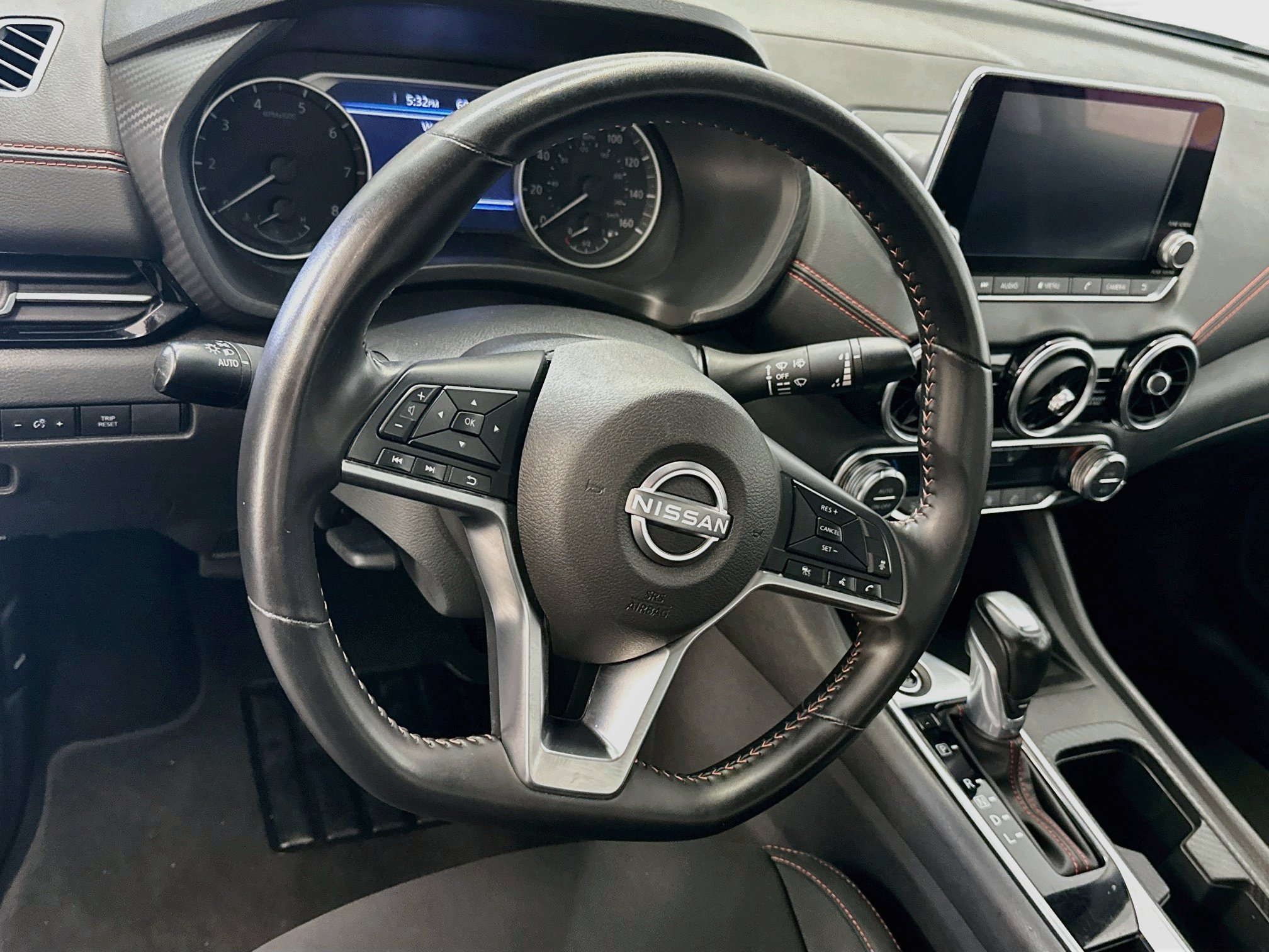 Used 2025 Nissan Sentra SR FWD image 18