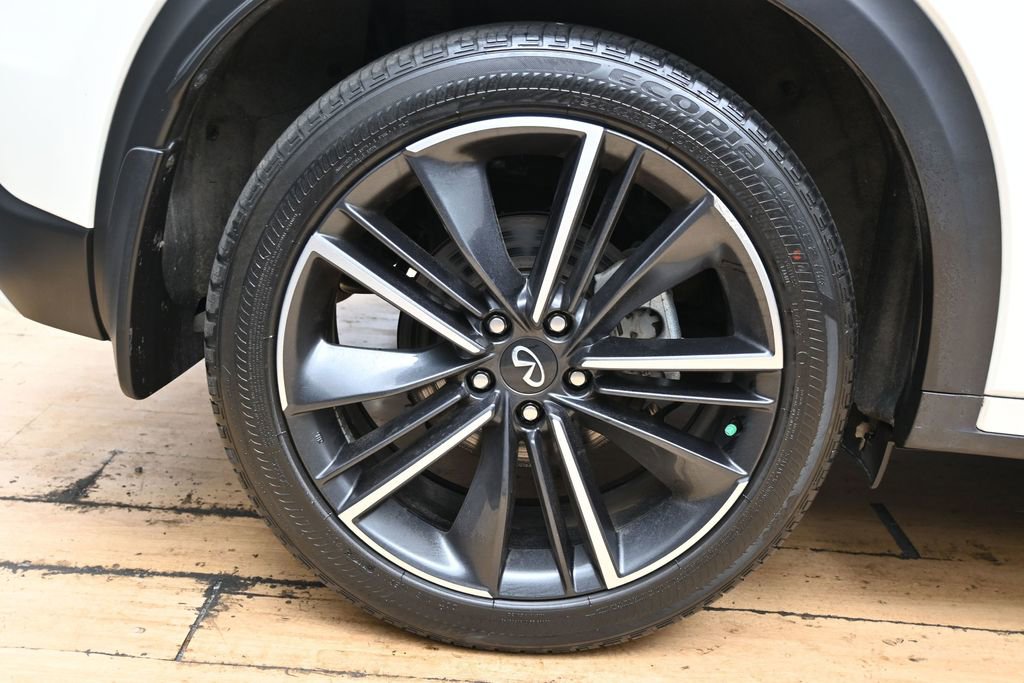 Used 2023 INFINITI QX55 Luxe w/ Cargo Package AWD/4WD image 14