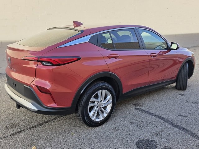 Used 2024 Buick Envista Preferred w/ Convenience I Package image 5