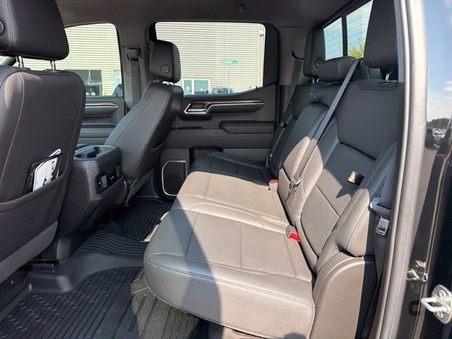 Used 2023 Chevrolet Silverado 1500 RST w/ All Star Edition Plus AWD/4WD image 9