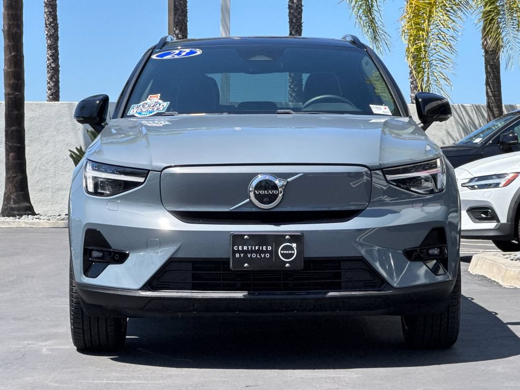 Certified 2023 Volvo XC40 Recharge Ultimate w/ Protection Package Premier AWD/4WD image 8