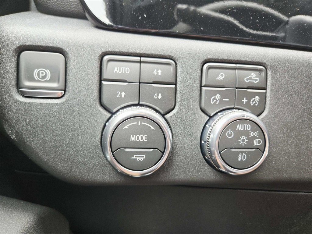 New 2026 GMC Sierra 2500 SLT w/ SLT Premium Package image 36