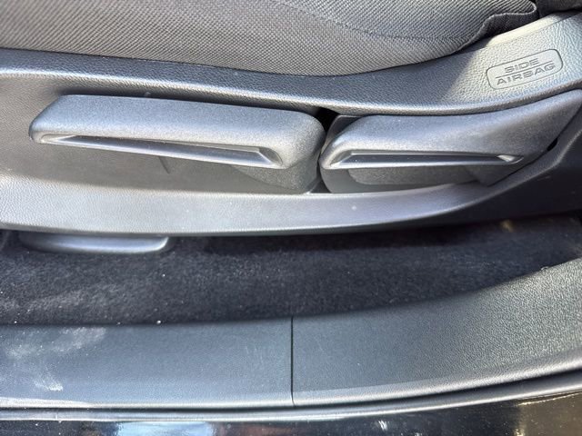 Used 2025 Honda HR-V LX image 26