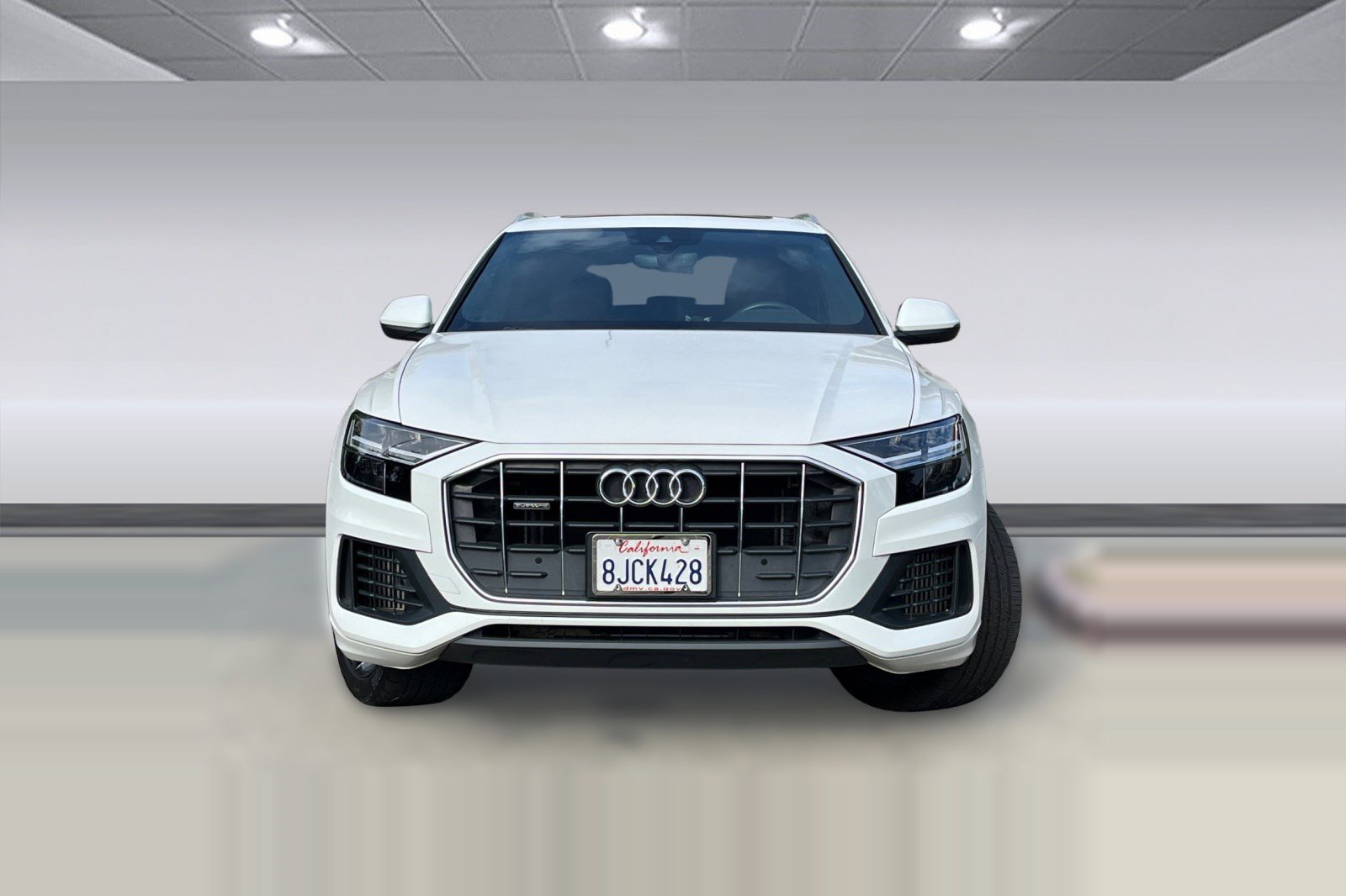 Used 2019 Audi Q8 Premium w/ Convenience Package image 4