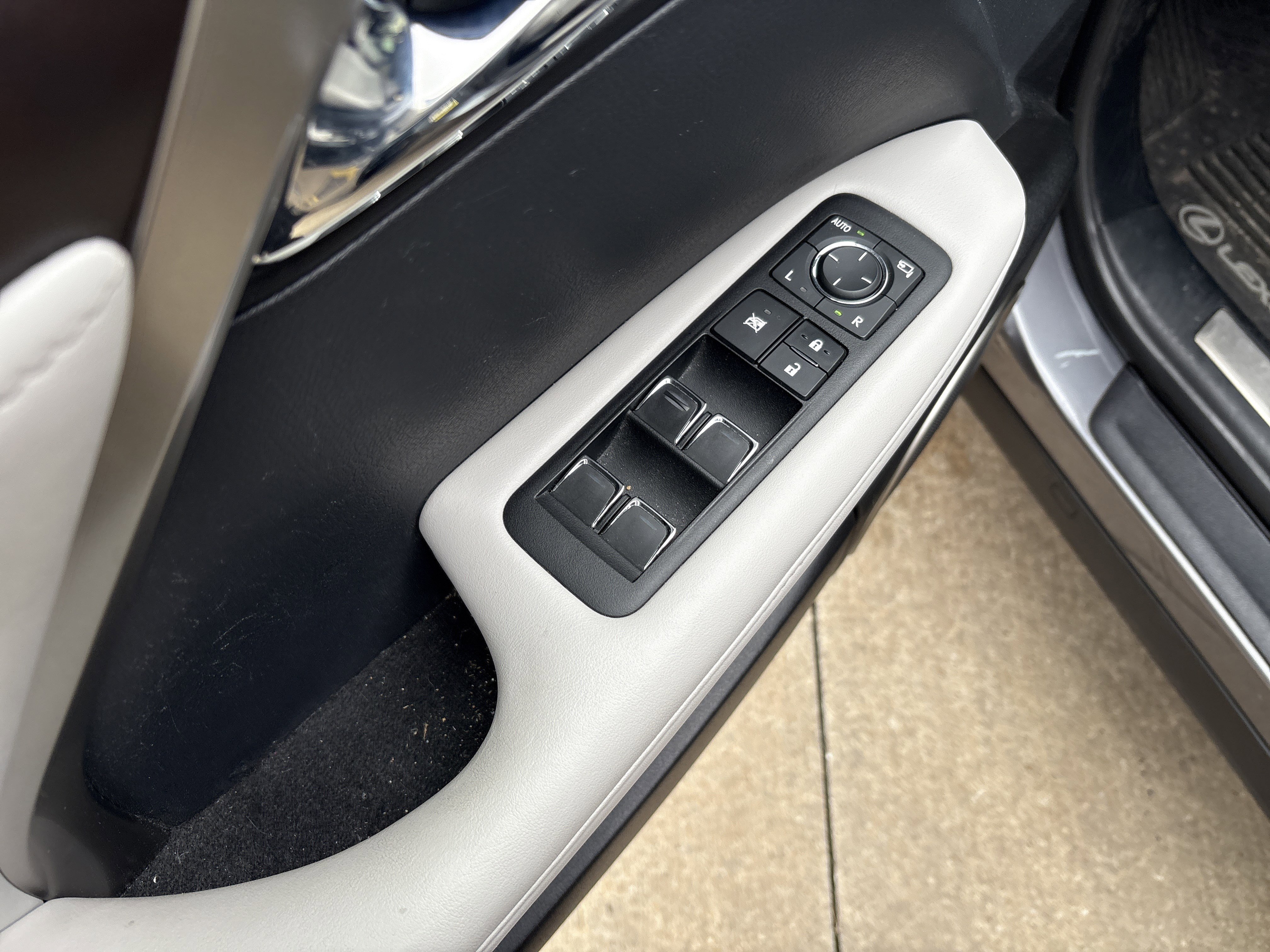 Used 2021 Lexus RX 350 AWD w/ Premium Package image 15