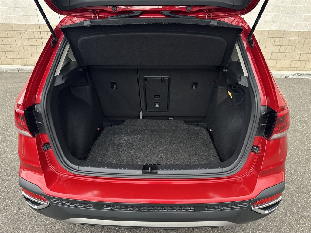 Used 2022 Volkswagen Taos SE w/ Panoramic Sunroof Package image 20