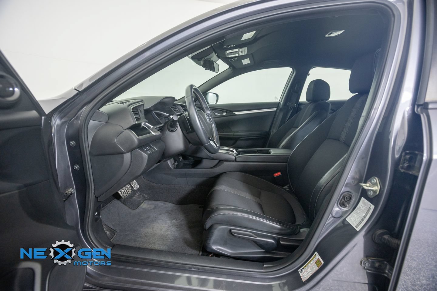 Used 2019 Honda Civic Sport image 11