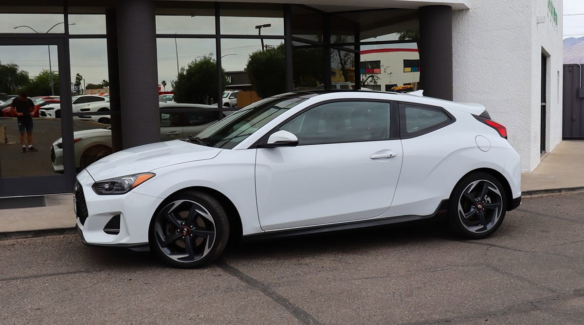 Used 2019 Hyundai Veloster Turbo FWD image 4