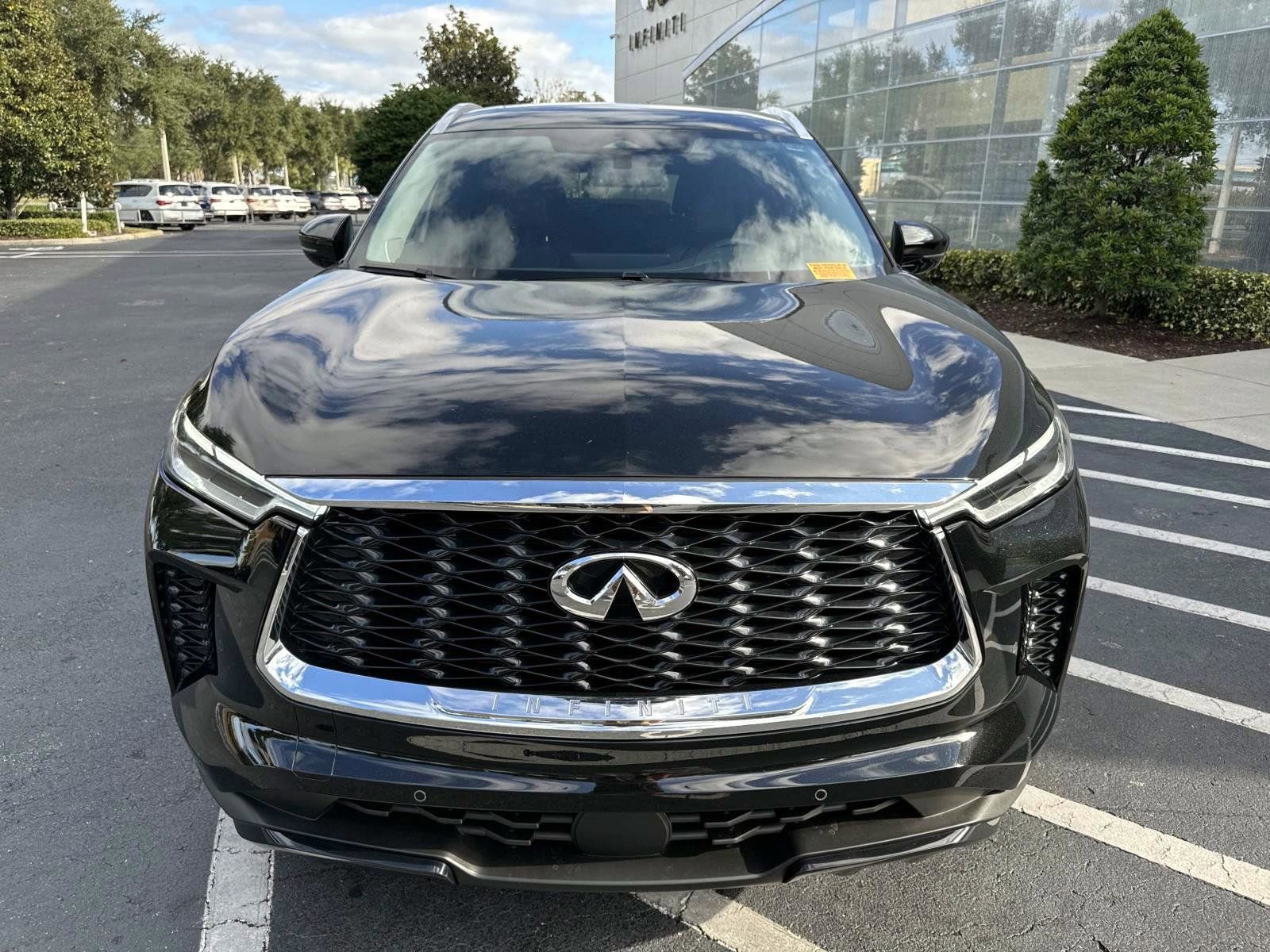 Used 2025 INFINITI QX60 Luxe image 6