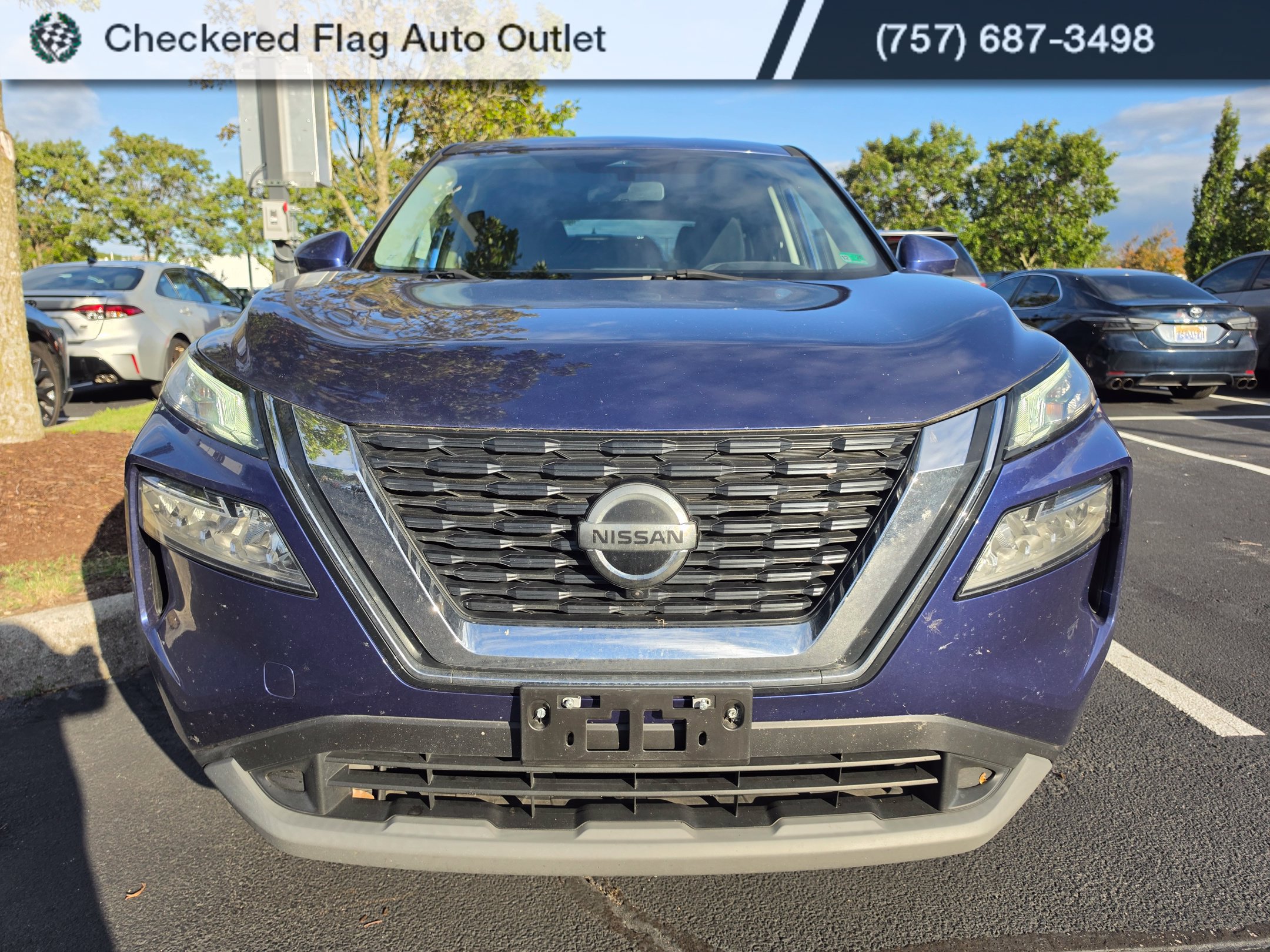 Used 2021 Nissan Rogue SV AWD/4WD image 2