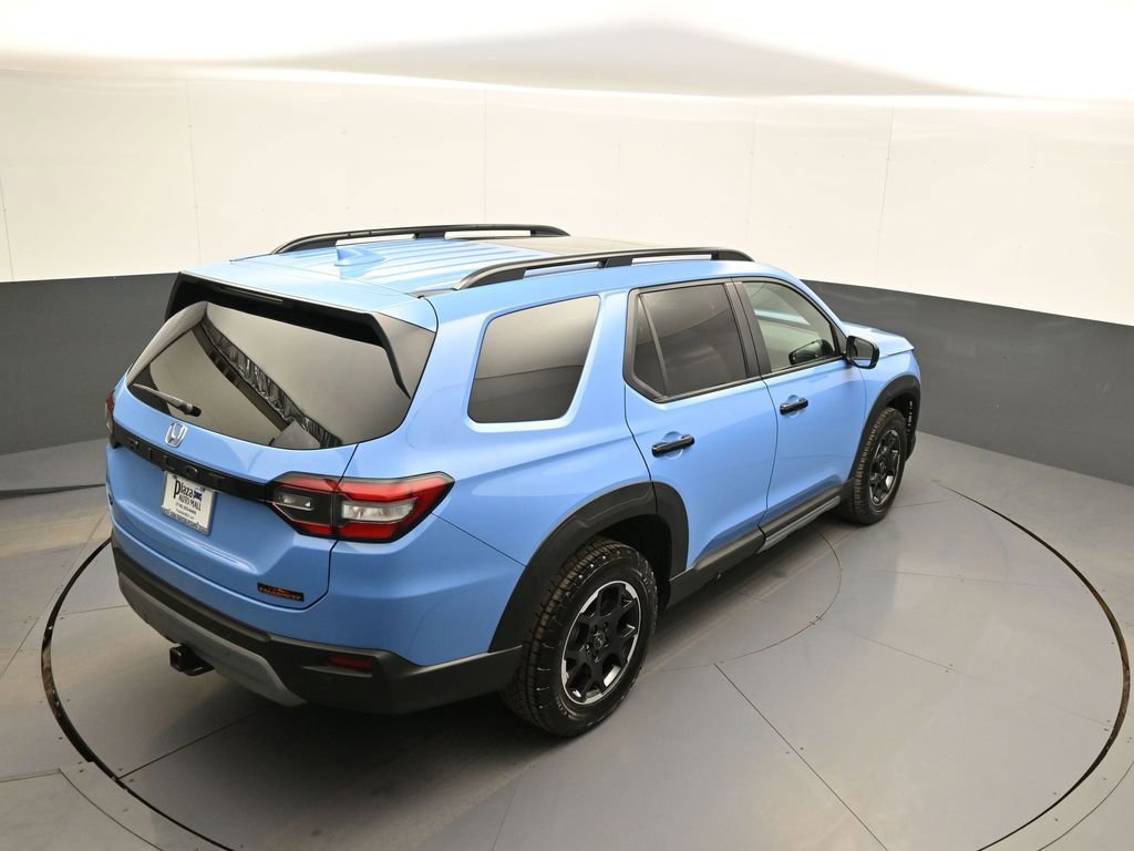 Used 2025 Honda Pilot TrailSport image 40