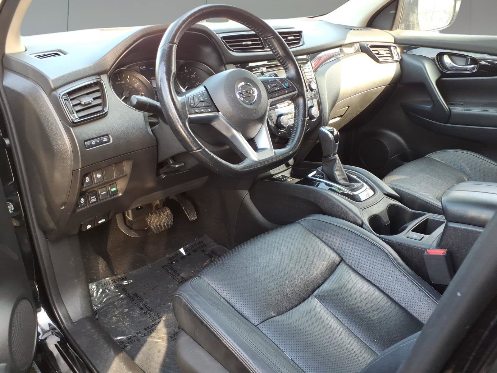 Used 2022 Nissan Rogue Sport SL AWD/4WD image 9