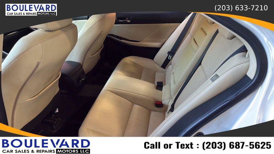 Used 2016 Lexus IS 300 AWD w/ Navigation System Package image 30