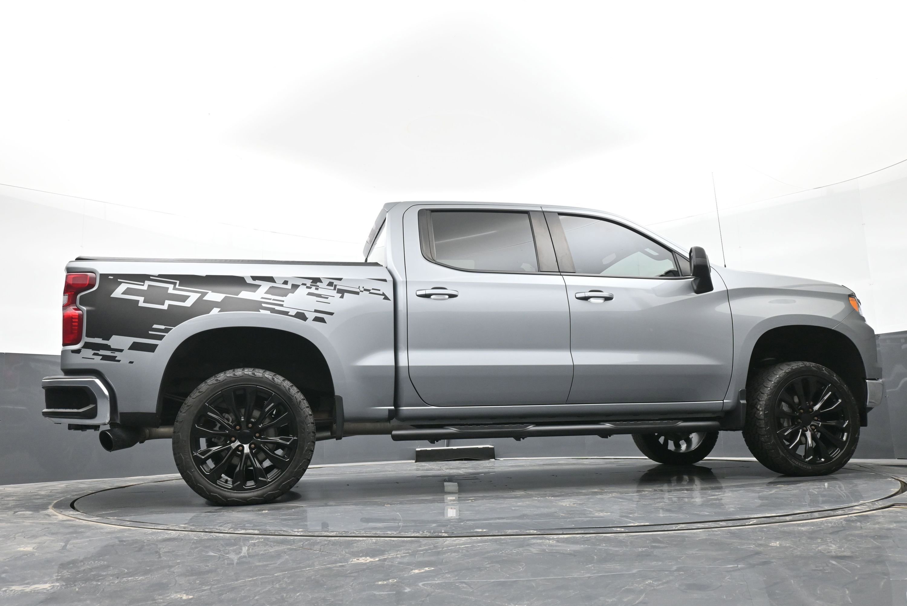 Used 2023 Chevrolet Silverado 1500 LT w/ Protection Package image 42