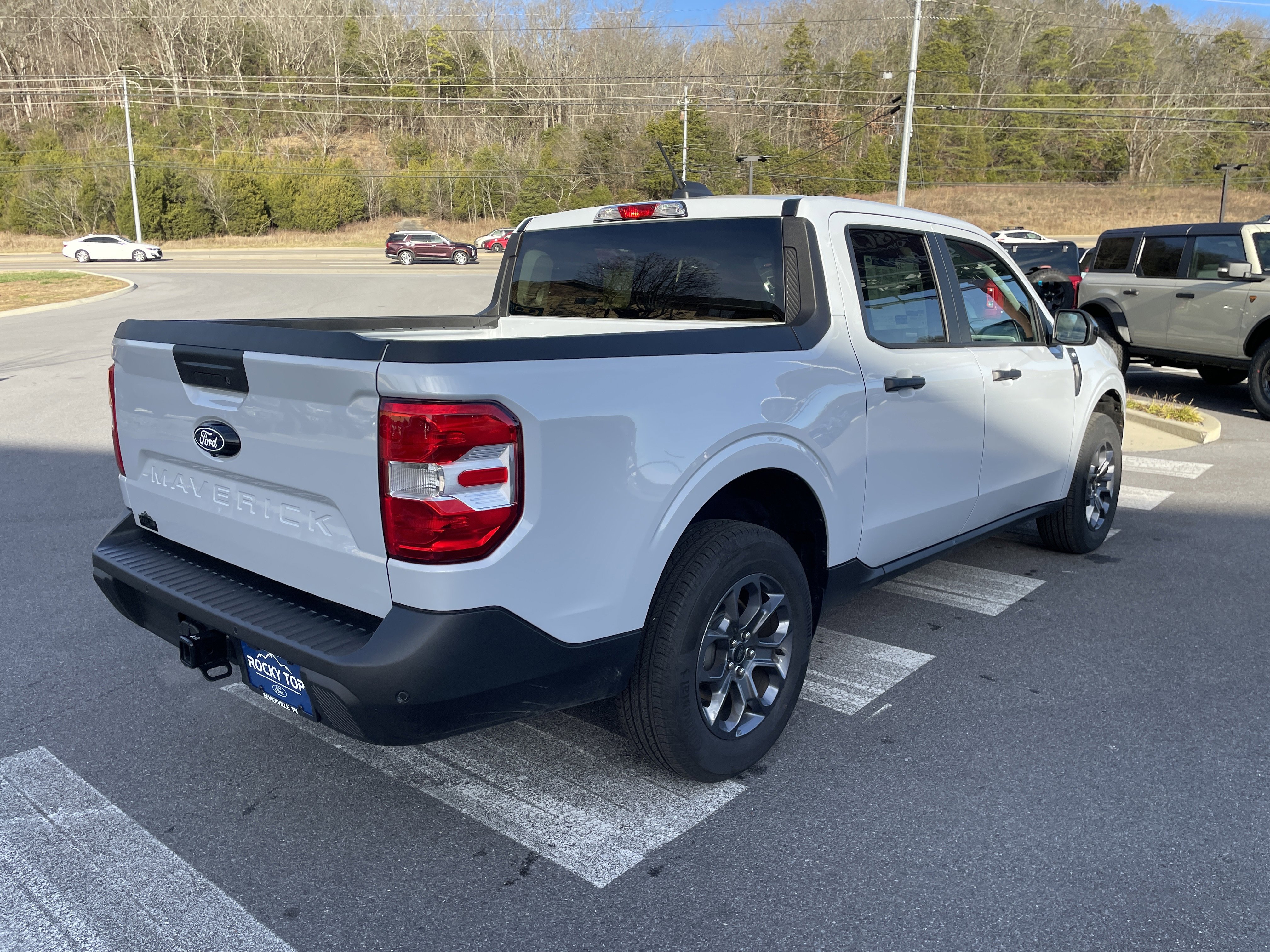 New 2025 Ford Maverick XLT w/ XLT Luxury Package AWD/4WD image 5