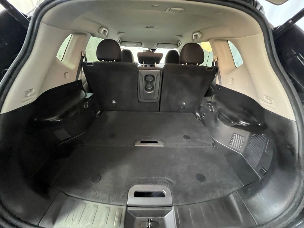 Used 2020 Nissan Rogue SV AWD/4WD image 26