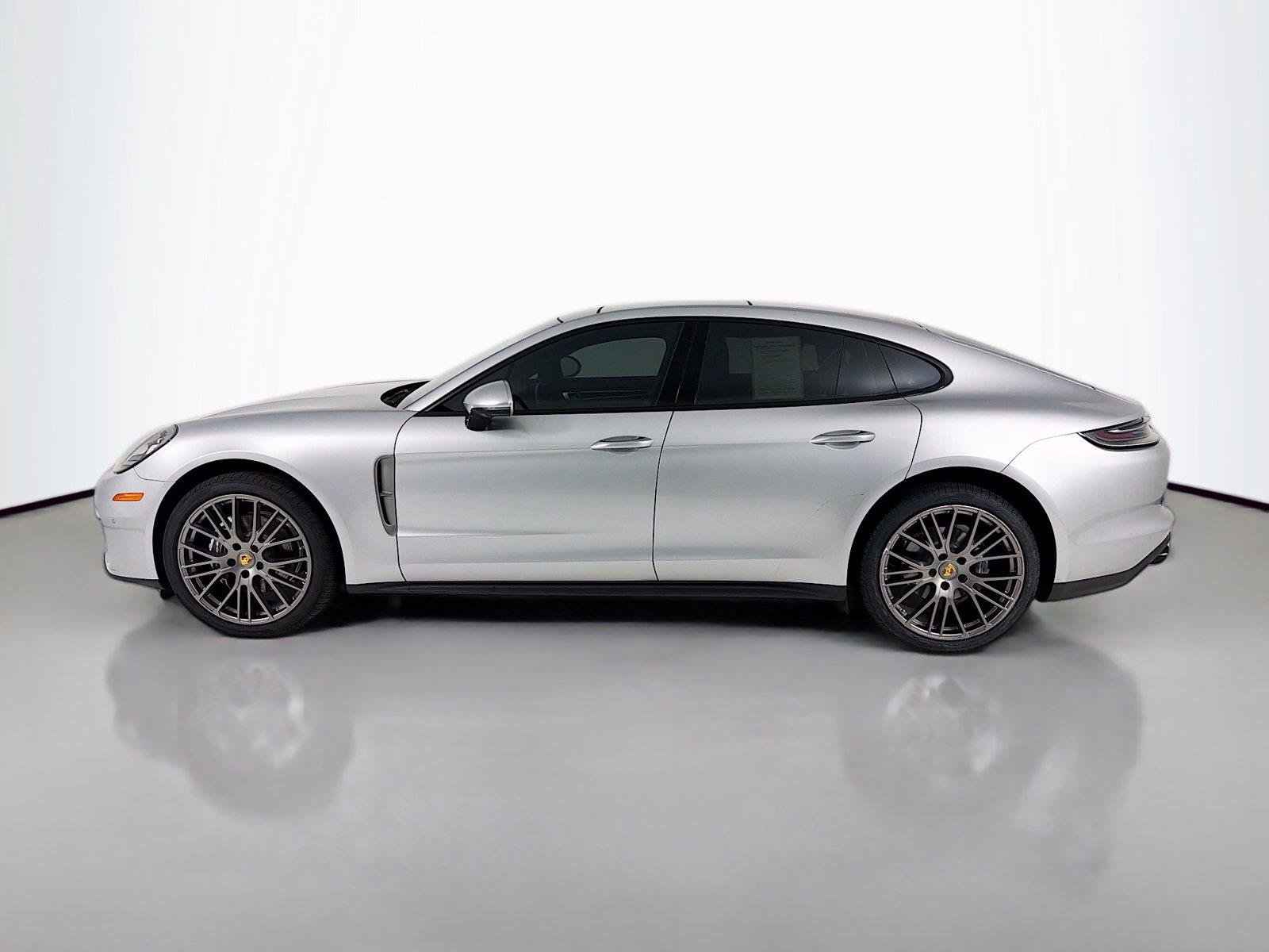 Used 2023 Porsche Panamera Platinum Edition RWD image 2