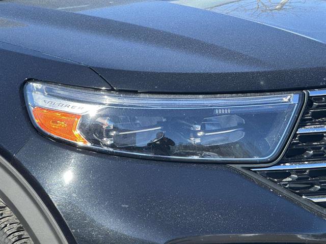 Used 2020 Ford Explorer XLT w/ Equipment Group 202A image 8