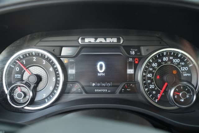Used 2022 RAM 1500 Laramie AWD/4WD image 29
