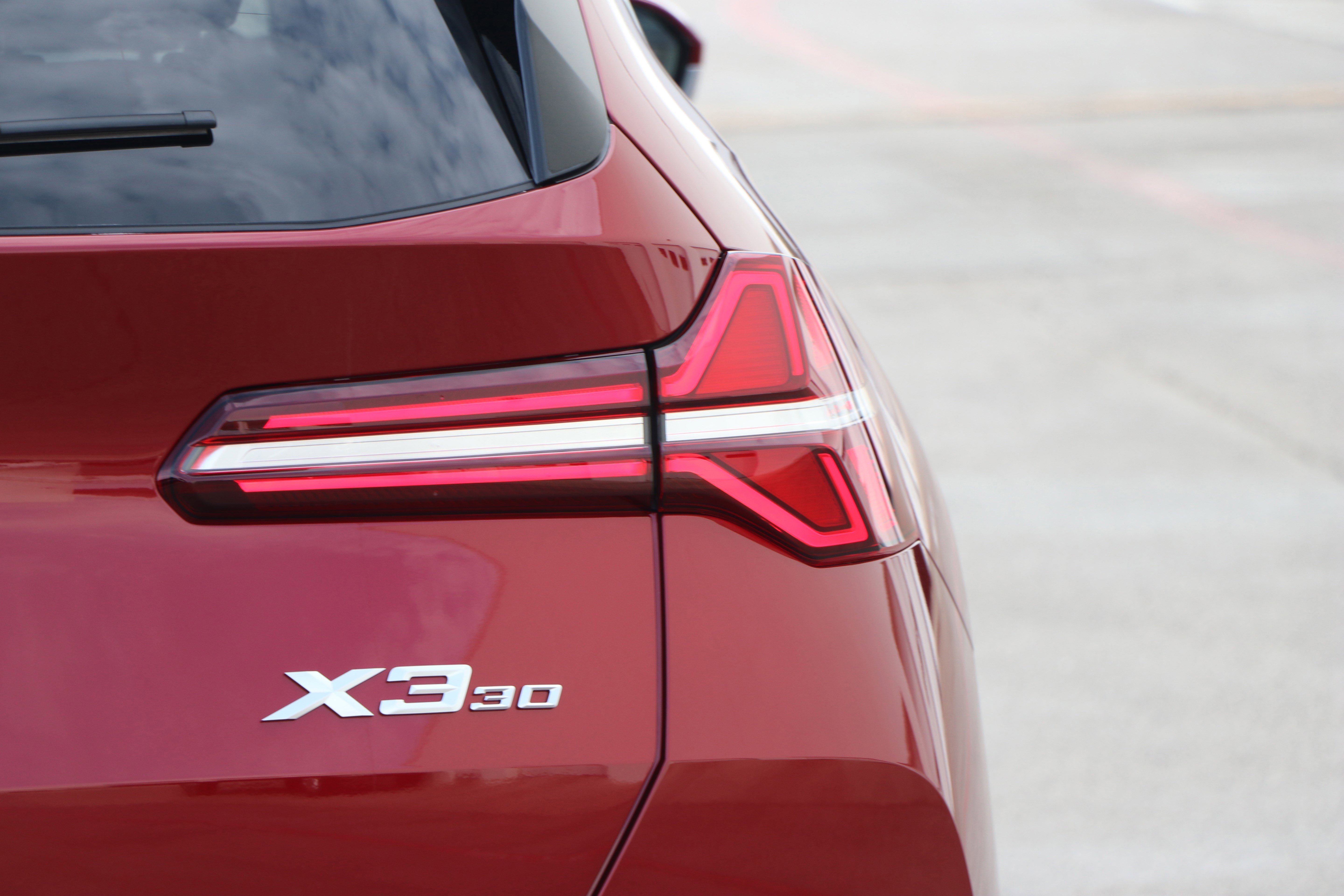 Certified 2025 BMW X3 xDrive30i w/ Premium Package image 11