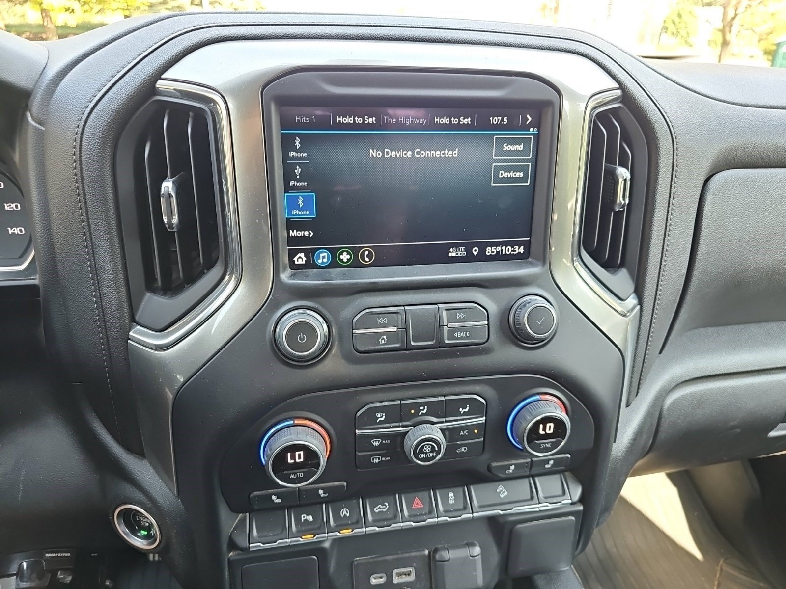 Used 2022 Chevrolet Silverado 1500 RST AWD/4WD image 20