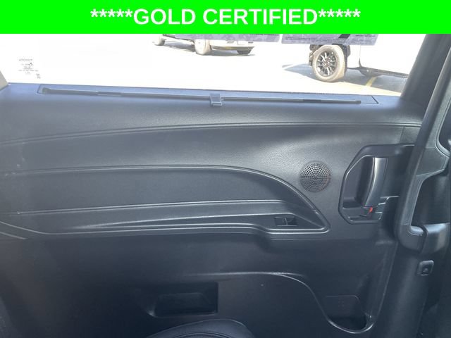 Certified 2025 Toyota Sienna Platinum AWD/4WD image 29