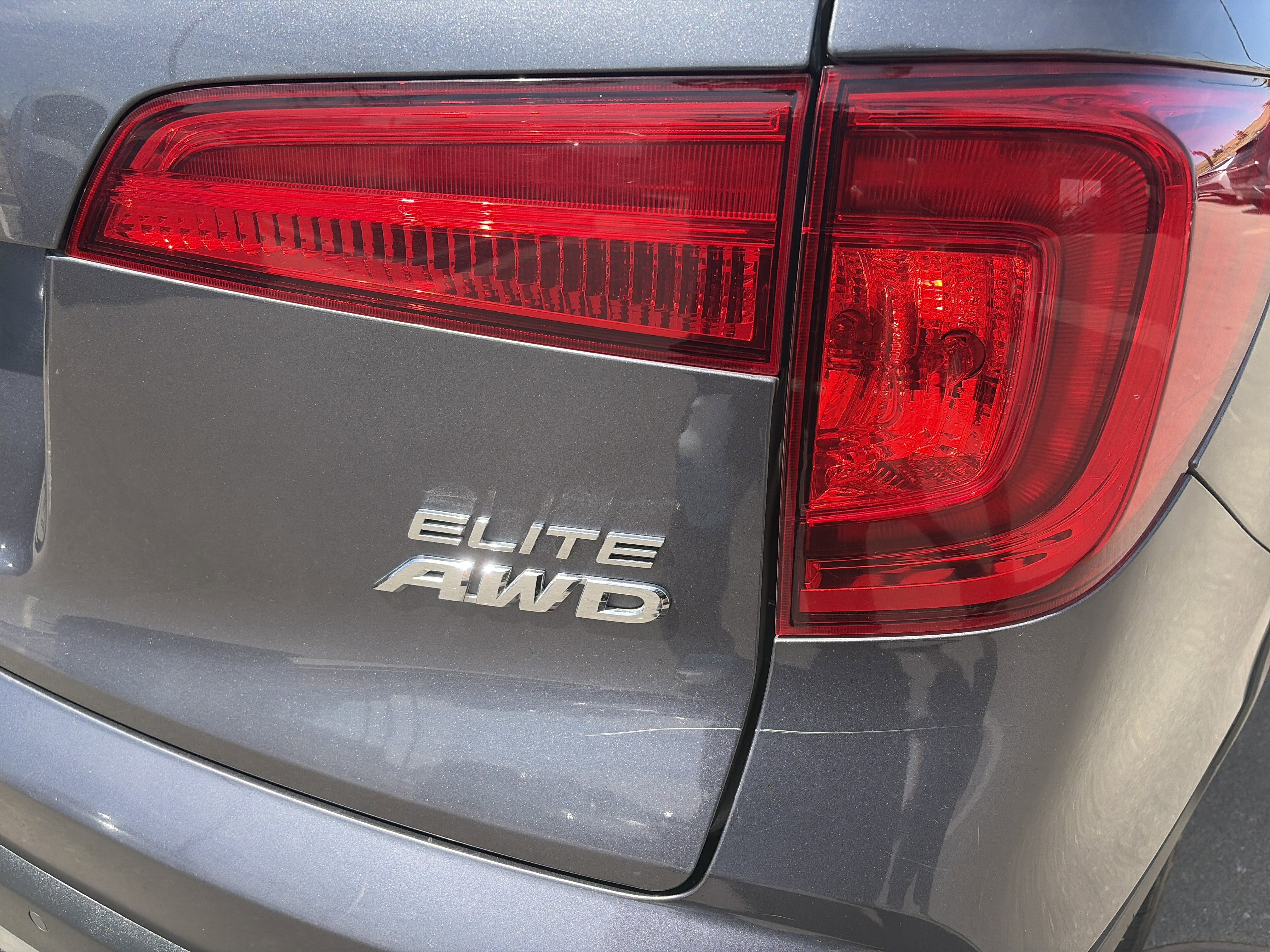 Used 2016 Honda Pilot Elite image 28