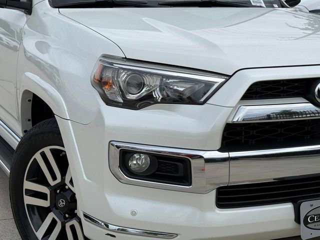 Used 2017 Toyota 4Runner Limited AWD/4WD image 3