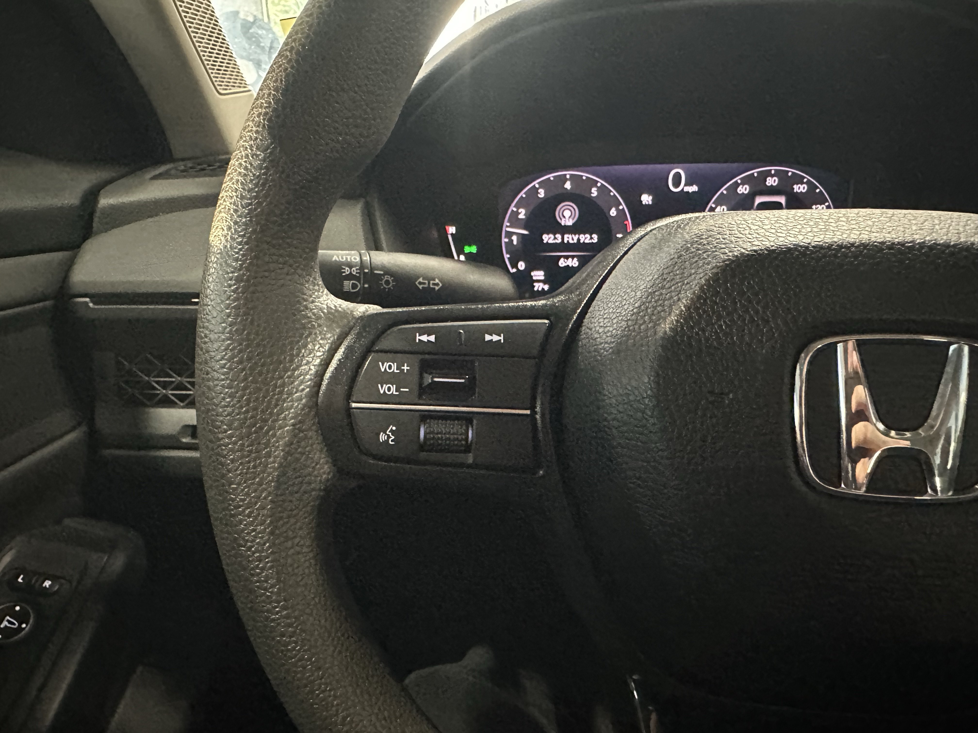 Used 2023 Honda Accord EX image 10