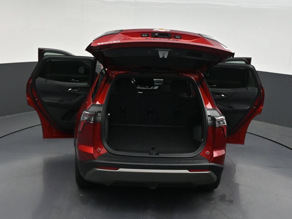 Used 2025 Chevrolet Equinox LT FWD image 36