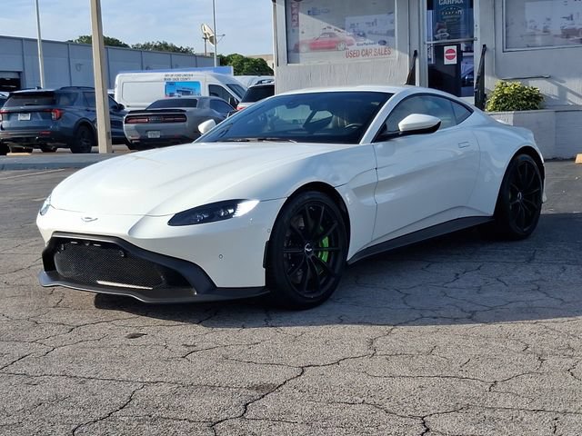 Used 2020 Aston Martin V8 Vantage Coupe RWD image 2