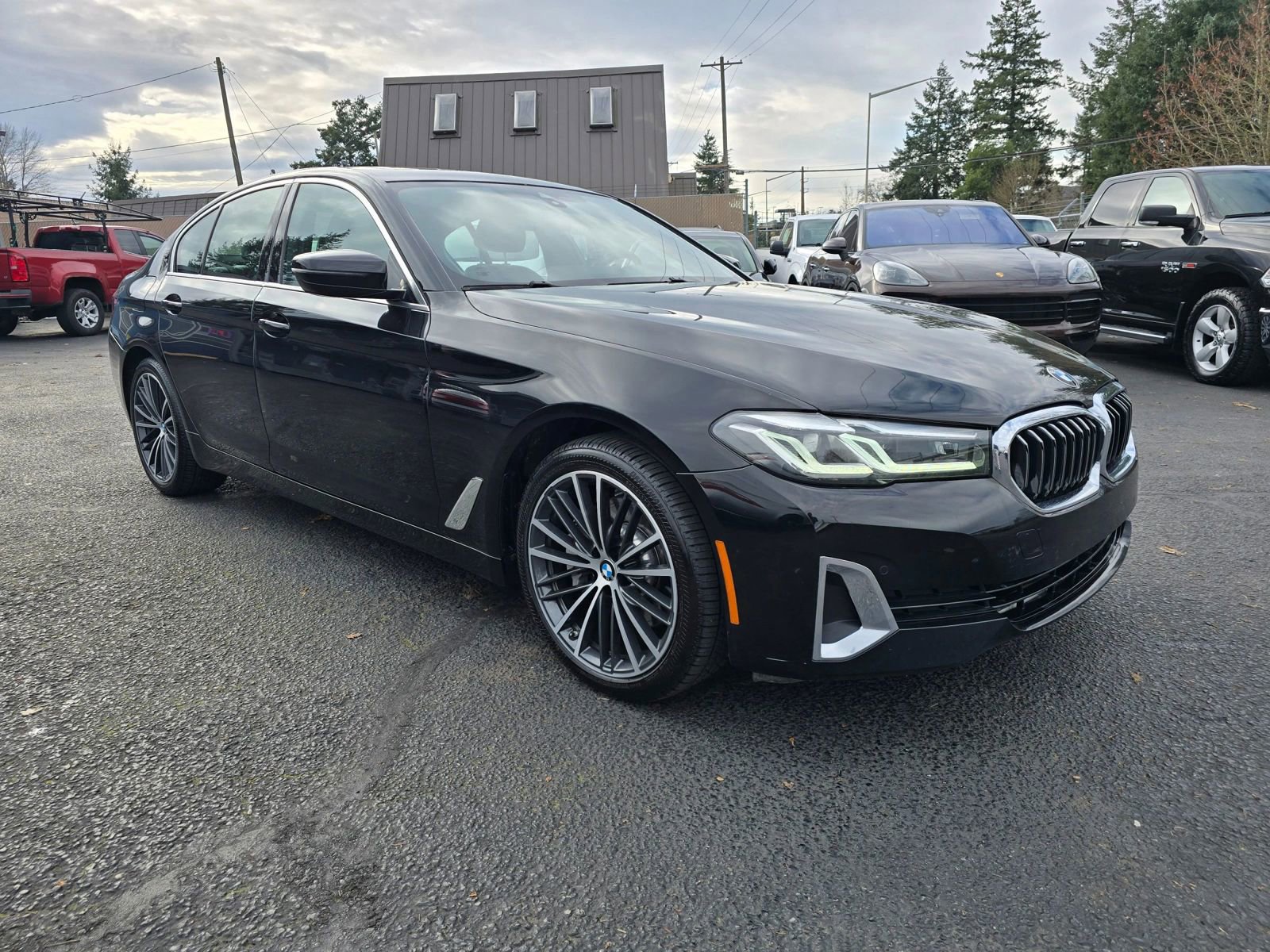 Used 2021 BMW 530i xDrive image 7