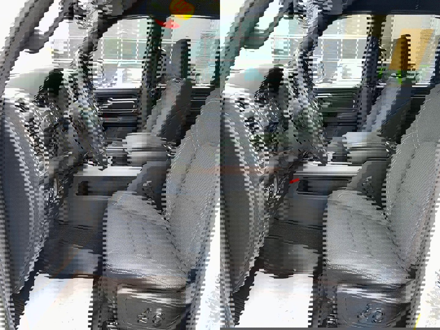 Used 2023 RAM 1500 Big Horn image 10