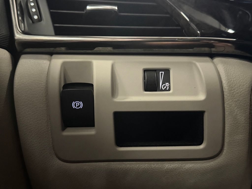 Used 2019 Cadillac CTS AWD Sedan w/ Seating Package image 16