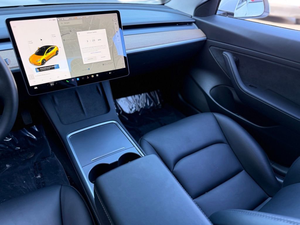 Used 2021 Tesla Model 3 Standard Range Plus image 41