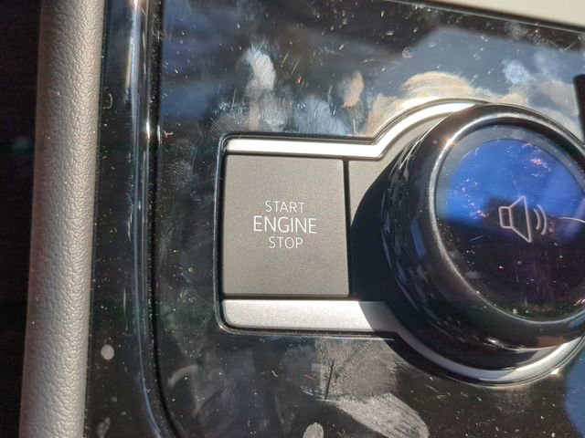 New 2026 Volkswagen Tiguan SEL R-Line image 32