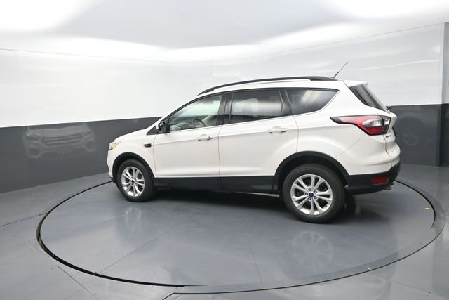 Used 2018 Ford Escape SE image 54