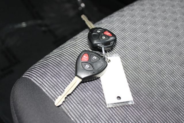 Used 2015 Toyota Yaris LE FWD image 13